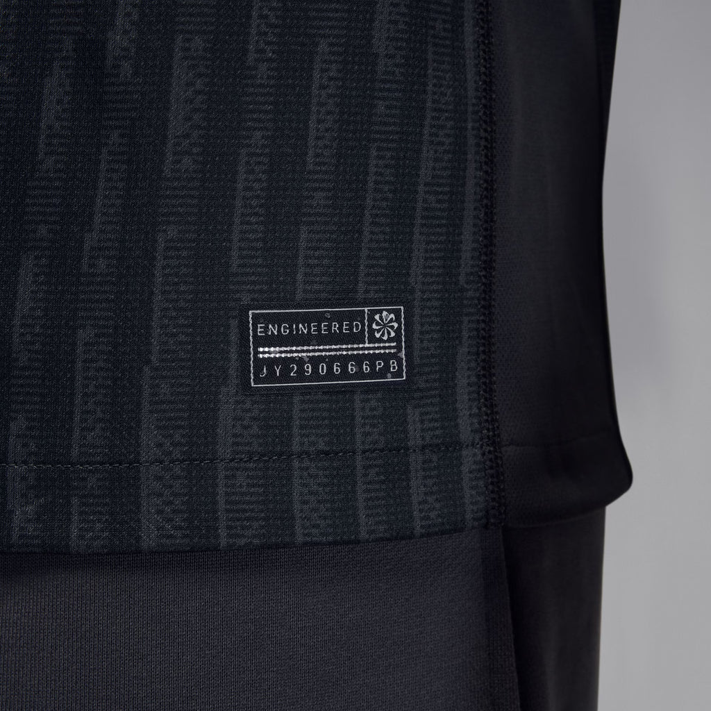 Camisa 4 do Paris Saint-Germain para a temporada 2025/26 (masculina)
