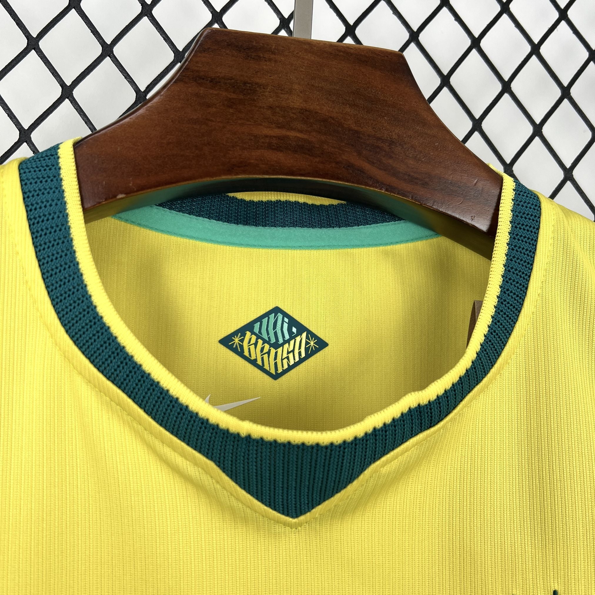 Camisa Brasil Nike I 2026/27 Torcedora Pro Feminina