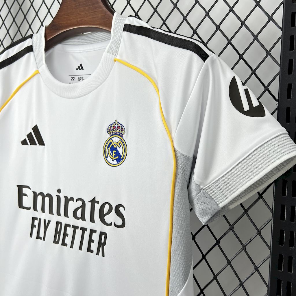 Uniforme Infantil Real Madrid Para Temporada 2025/26