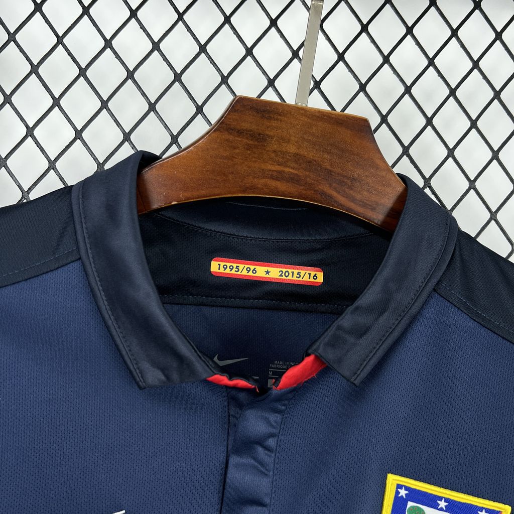Camisa Retrô Do Atlético De Madrid Para Temporada 2015/16 Visitante