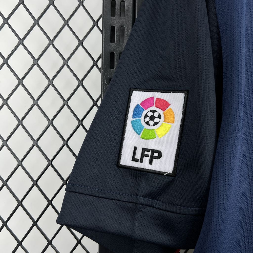 Camisa Retrô Do Atlético De Madrid Para Temporada 2015/16 Visitante
