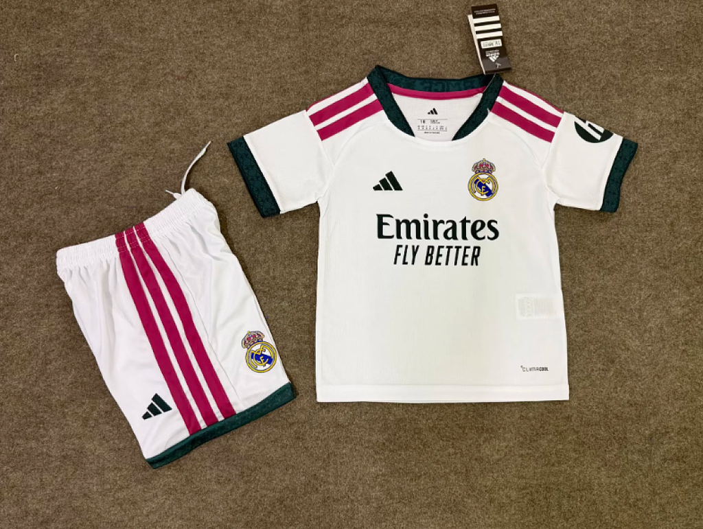 Uniforme Infantil Real Madrid Para Temporada 2025/26