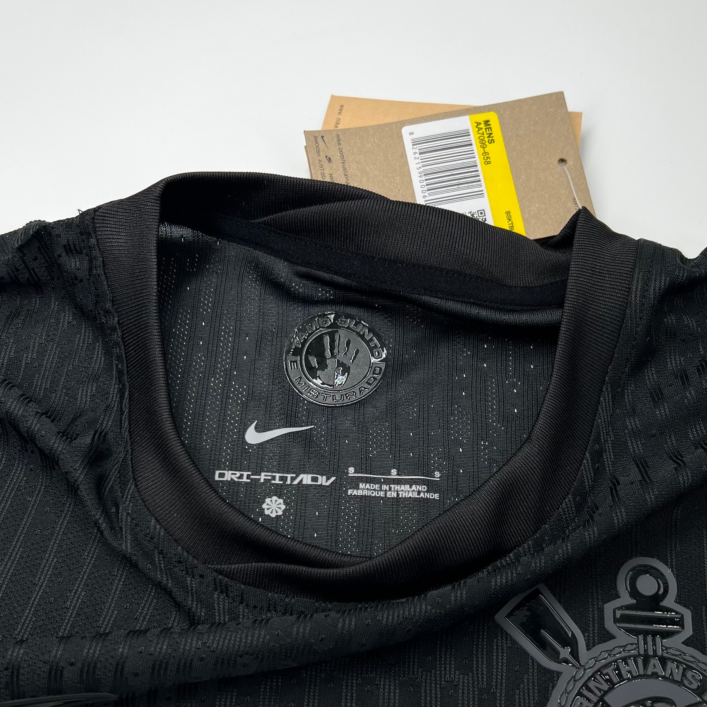 Camisa de visitante do Corinthians para a temporada 2024/25 (versão jogador)